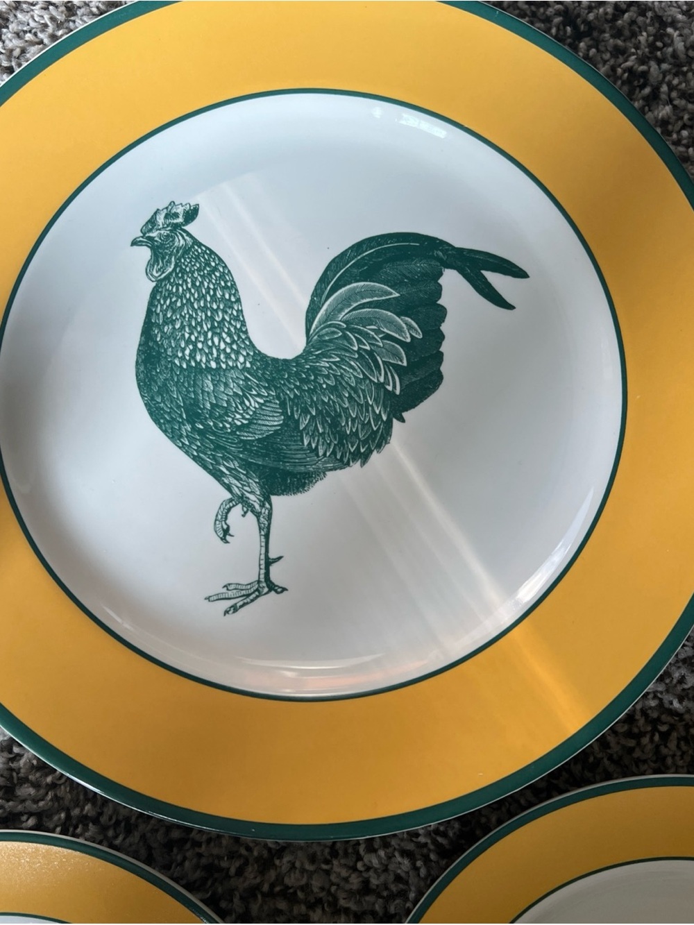 Yellow & Green Farmhouse Rooster Dinnerware Set for 4 🍽️ - Picture 4 of 8